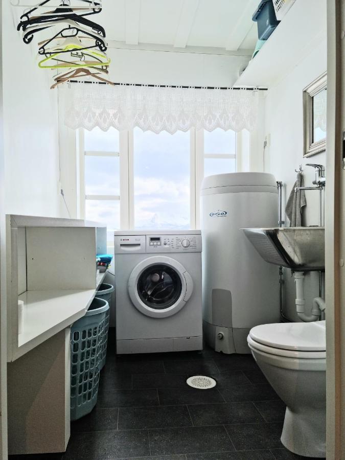 Apartmán Koselig Leilighet Midt I Sentrum Skjervoy Exteriér fotografie